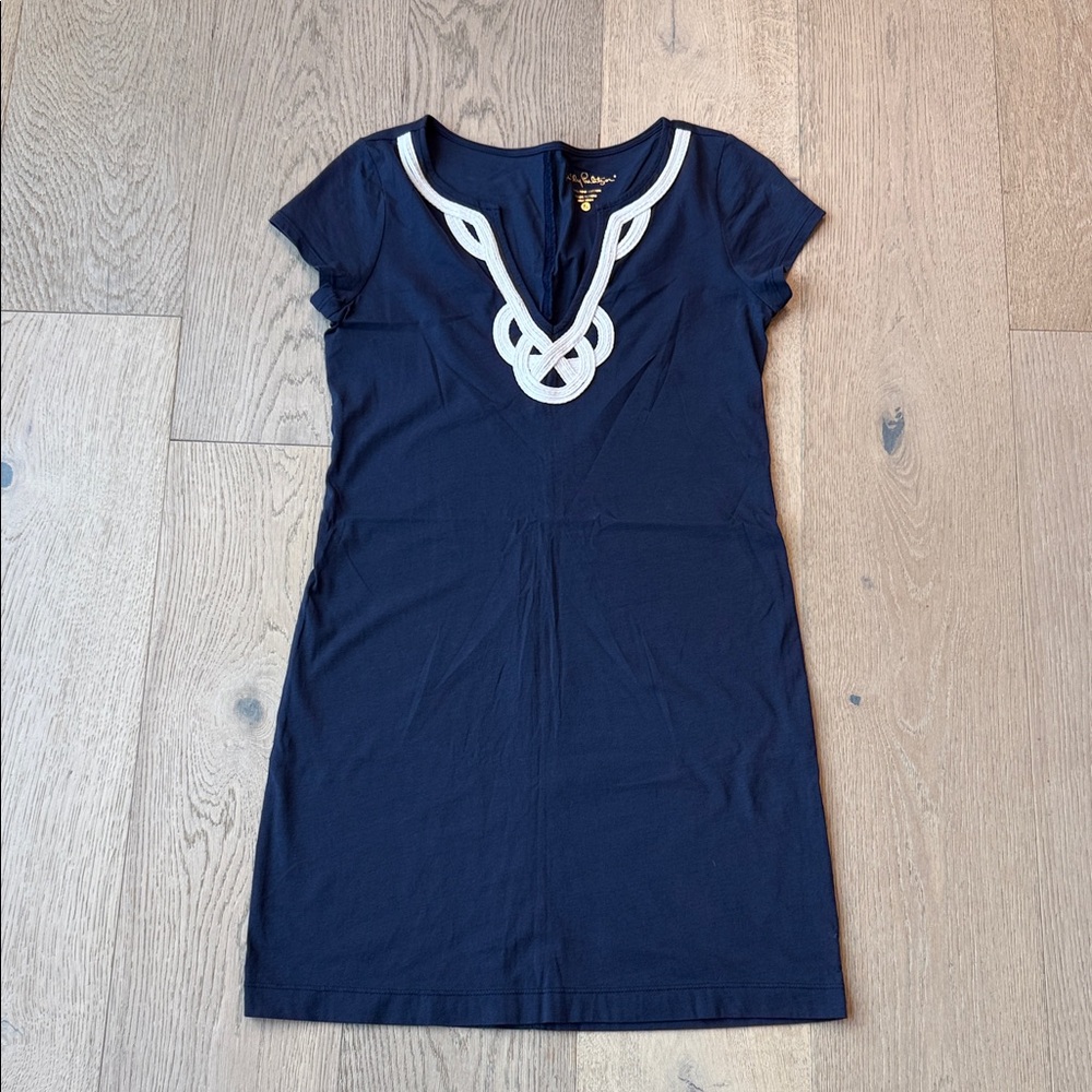 Lilly Pulitzer Brewster Dress – True Navy with White Rope V-Neck, Size S, EUC